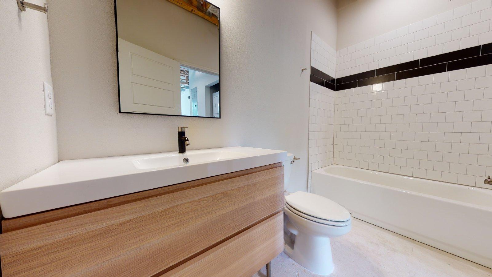 305 W 27th Street, Suite 227 property image